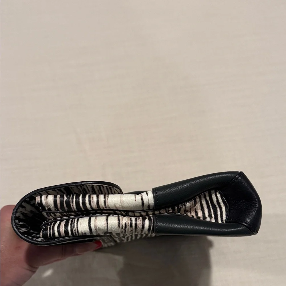 Jason Wu Black and White Patterned Clutch - Picture 7 of 10